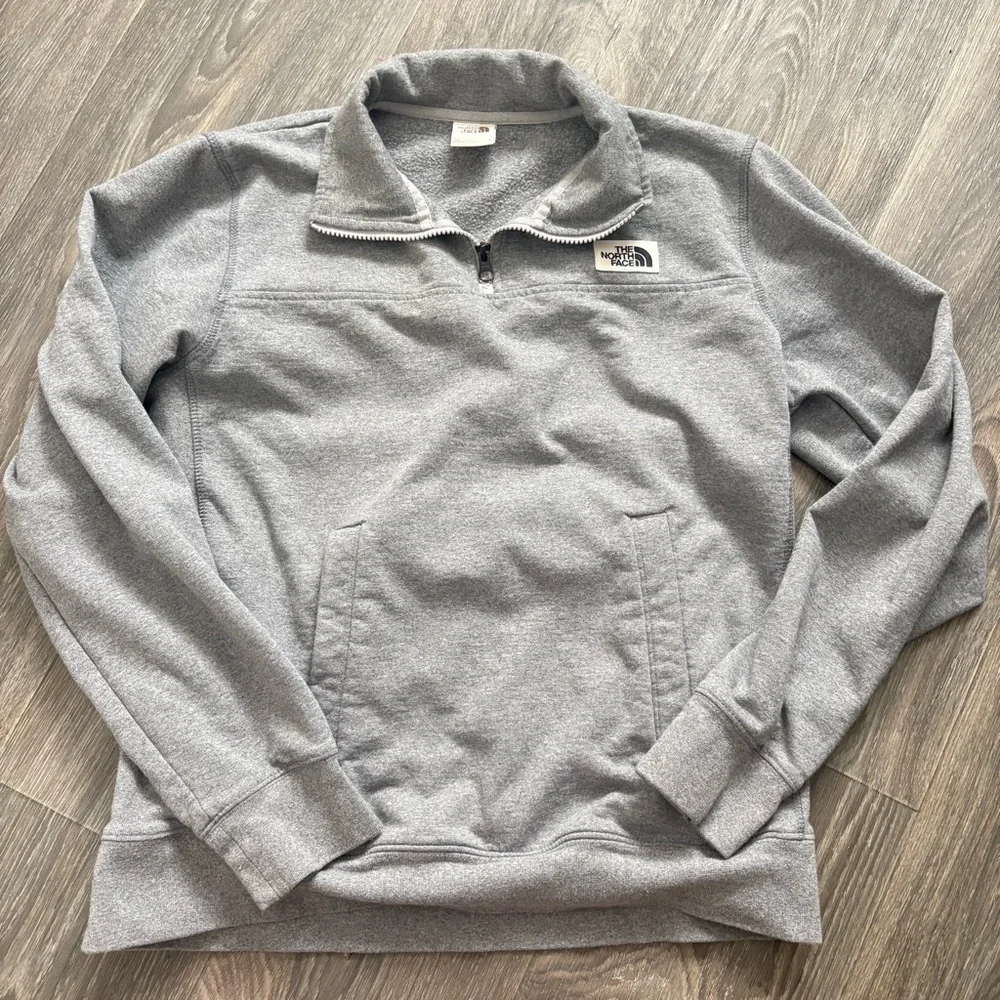 The North face heritage patch quarter zip sweatshirt